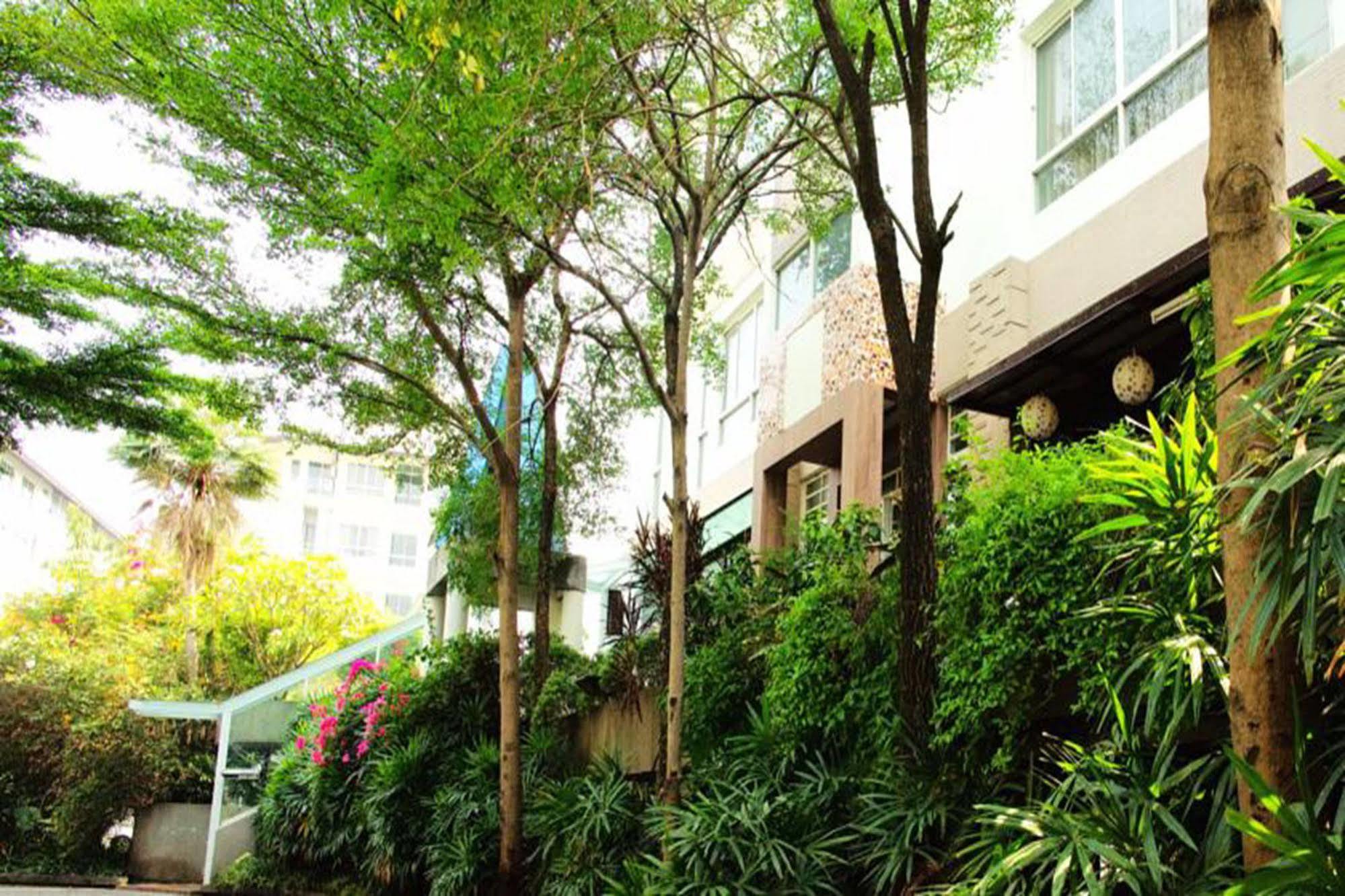 J. Park Hotel Çonburi Dış mekan fotoğraf