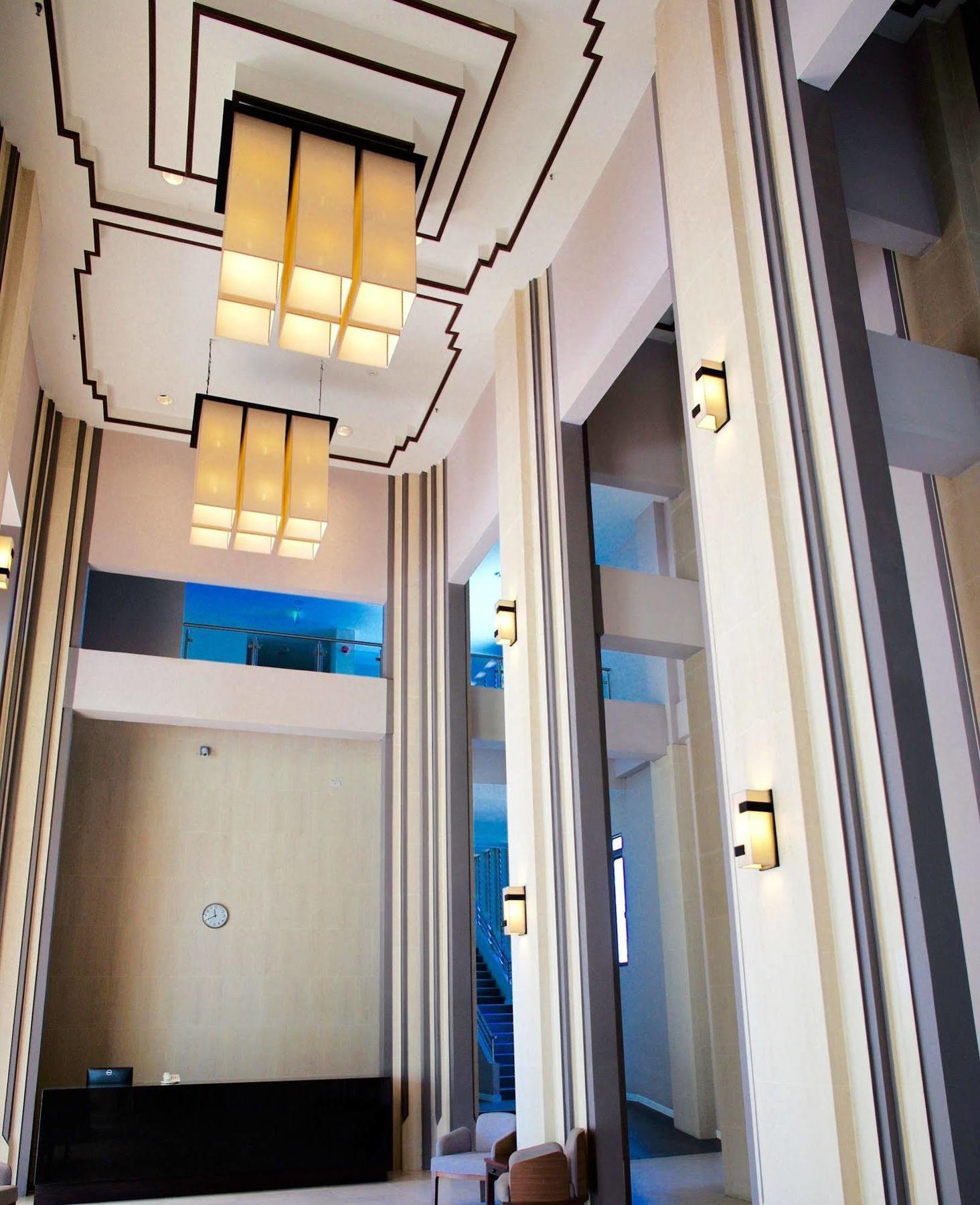 J. Park Hotel Çonburi Dış mekan fotoğraf