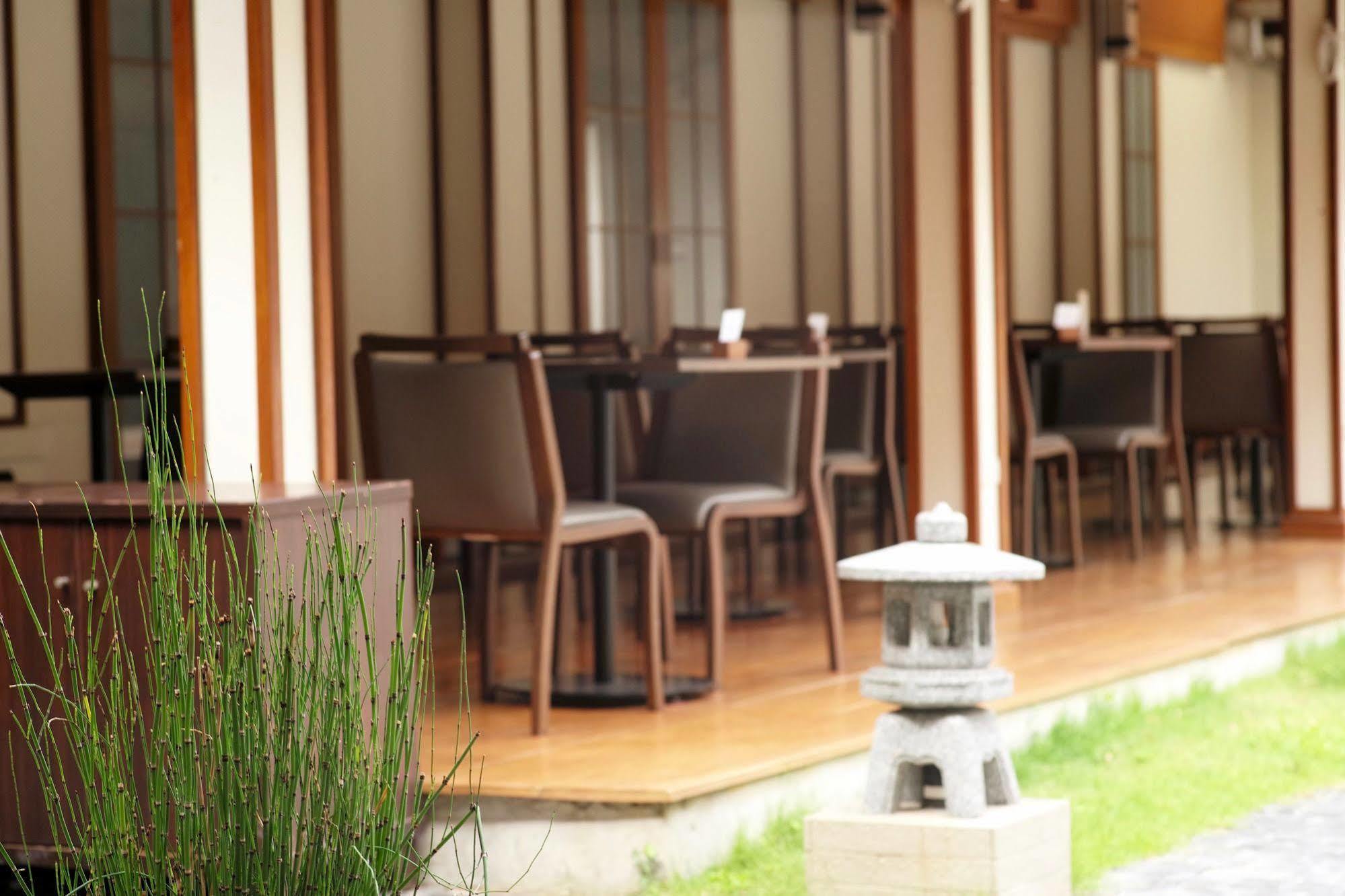 J. Park Hotel Çonburi Dış mekan fotoğraf